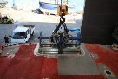shipyard hoist