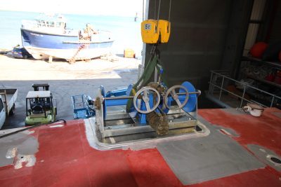 shipyard hoist