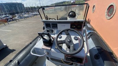 Osprey Viper 7.0m RIB dashboard